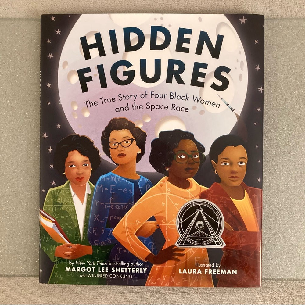 3/$35 Hidden Figures 🌒 - Picture 10 of 10